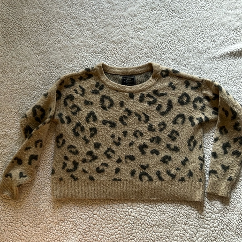 Abercrombie sweater